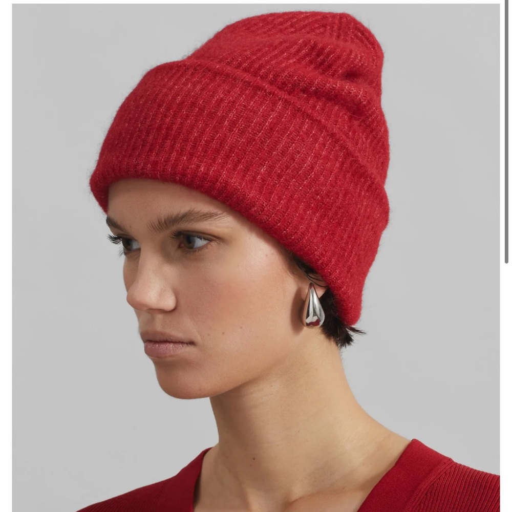 BRAND NEW Frankie Shop Red Hat